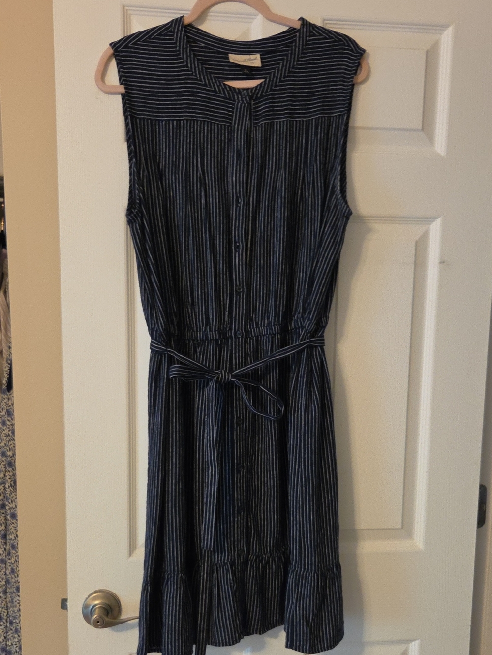 Universal Thread Navy and White Sleeveless Button-Front Tie-Waist Dress